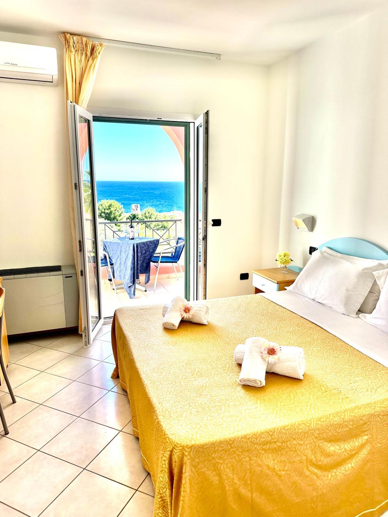 Hotel Alize Santa Cesarea Terme Dış mekan fotoğraf